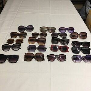 Lot of 19 Mixed Brand Sunglasses Unisex Multicolor Oversized Cat Eye Square